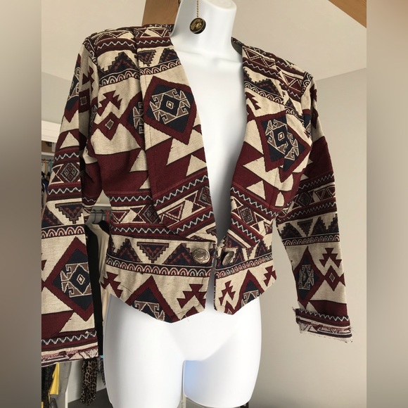 NEW Southwestern Women's Cropped Jacket - Picture 5 of 5